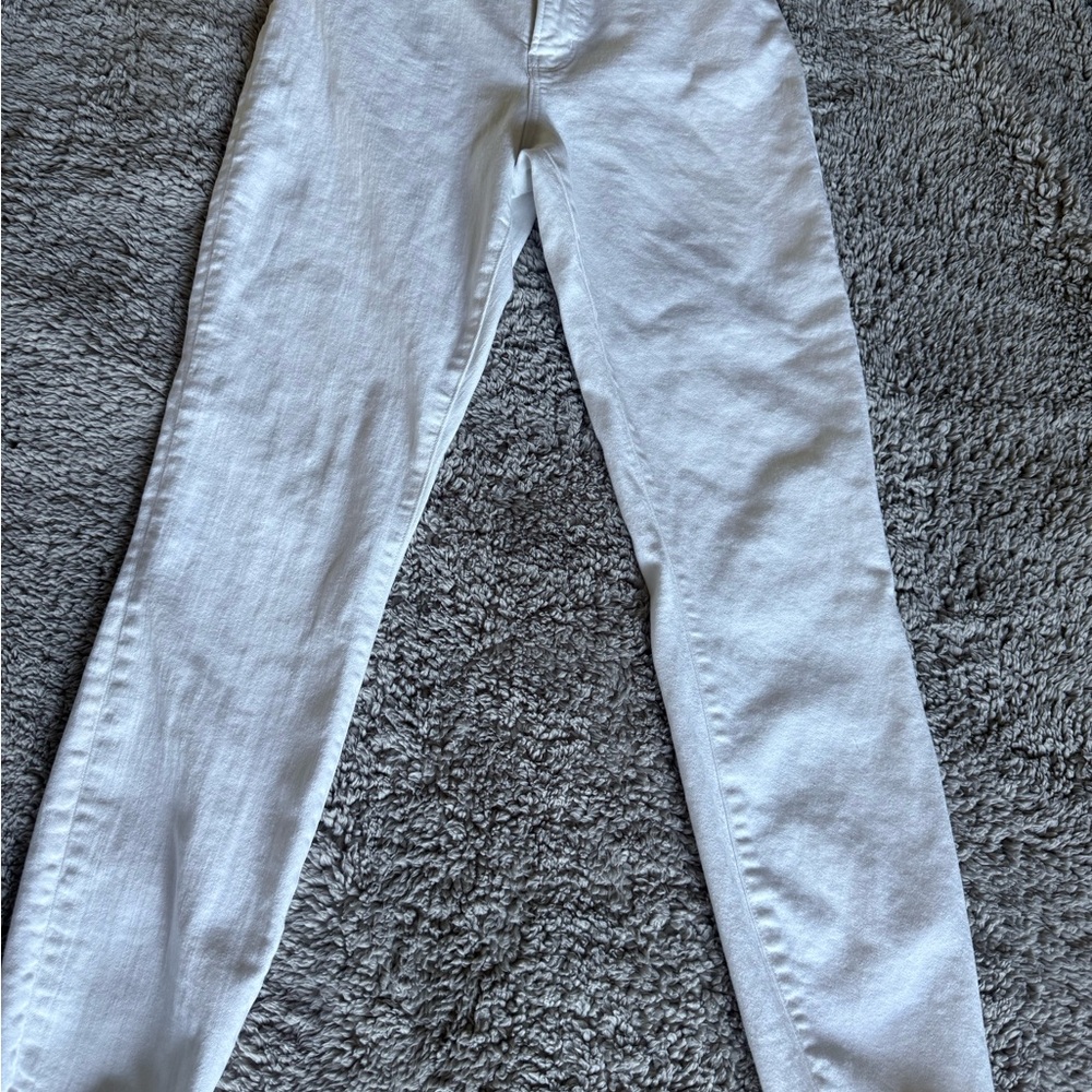 Abercrombie & Fitch Women's Skinny White Jeans
